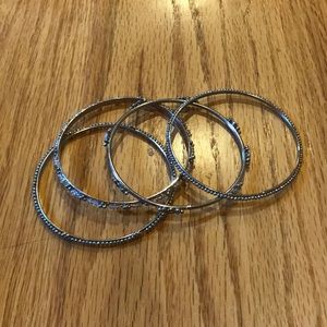 Silver bangle set